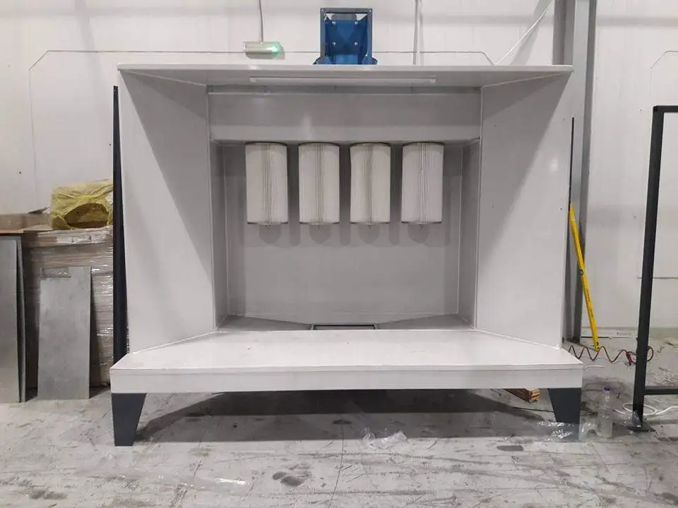 Manual powder coating booths